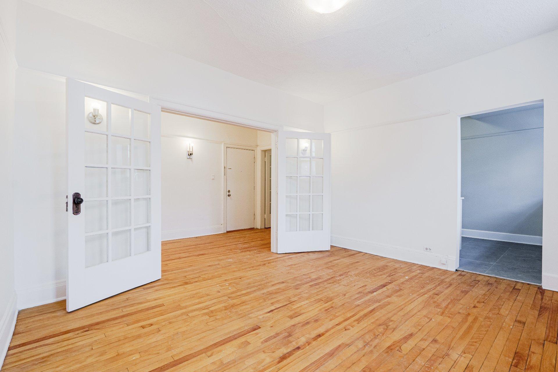 









644


Rue Prospect

, 6,
Sherbrooke (Les Nations),




QC
J1H1A8

