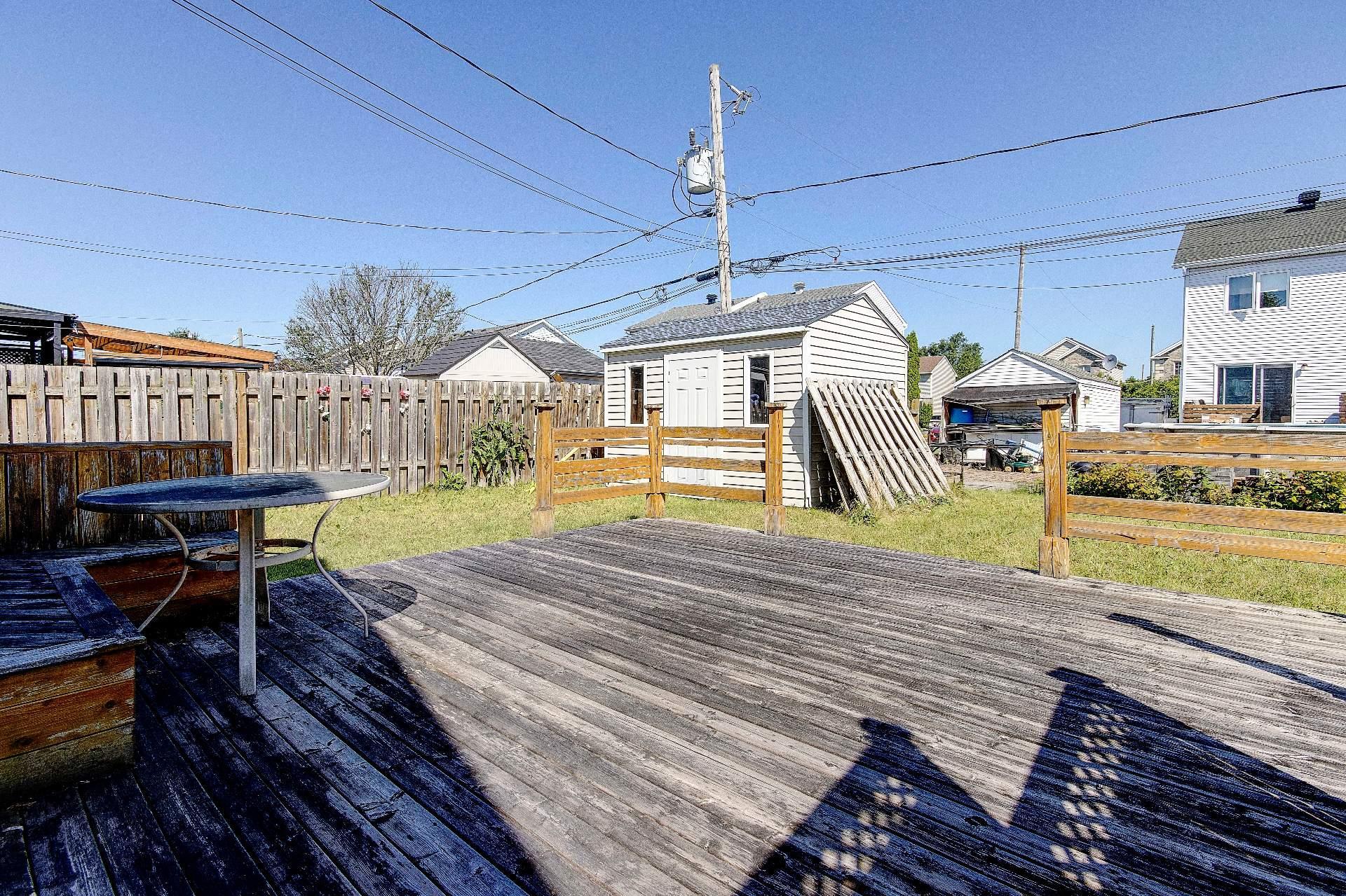 









97


Rue Joseph-Crevier

,
Saint-Jean-sur-Richelieu,




QC
J2W1X7

