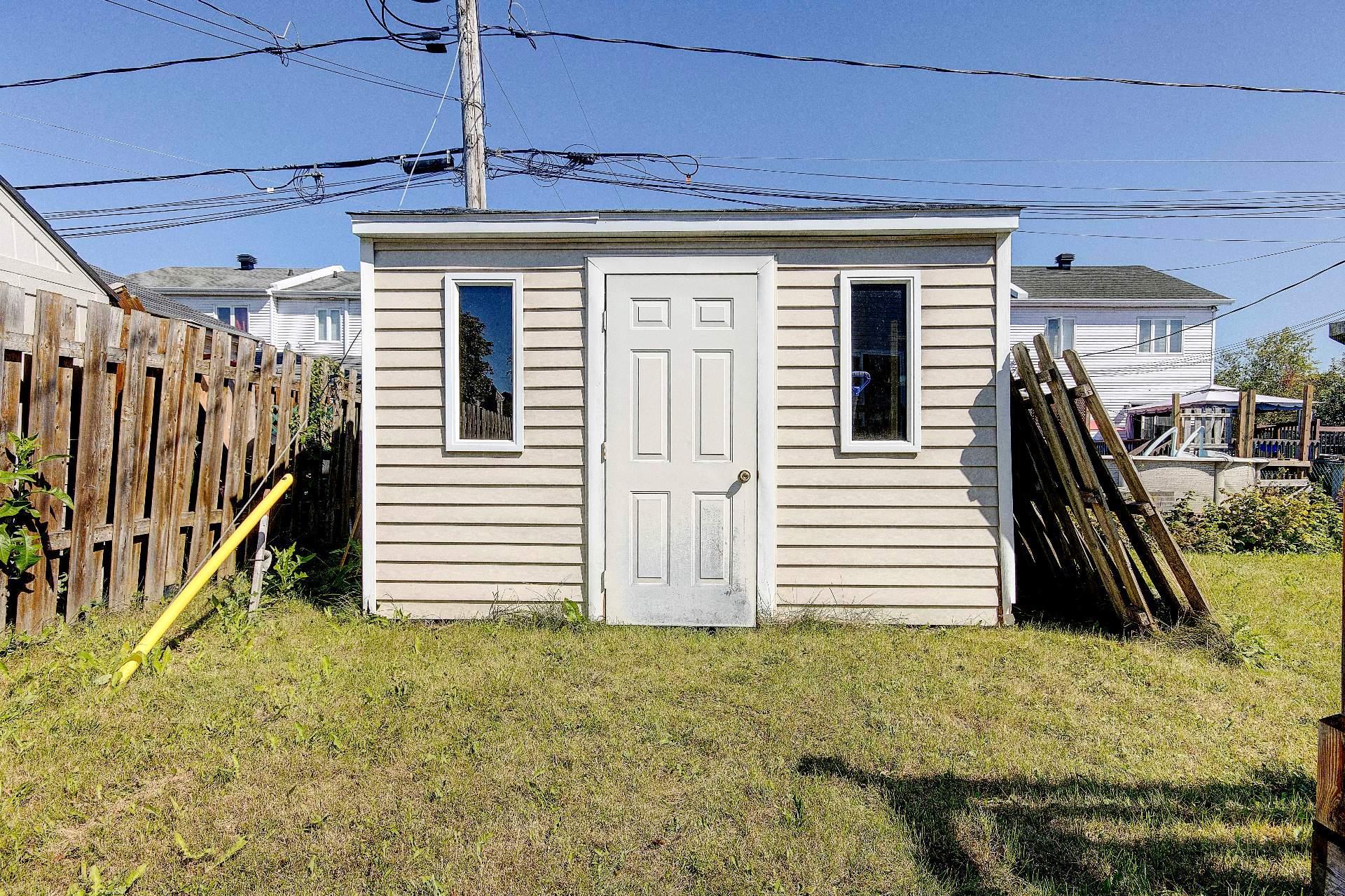 









97


Rue Joseph-Crevier

,
Saint-Jean-sur-Richelieu,




QC
J2W1X7

