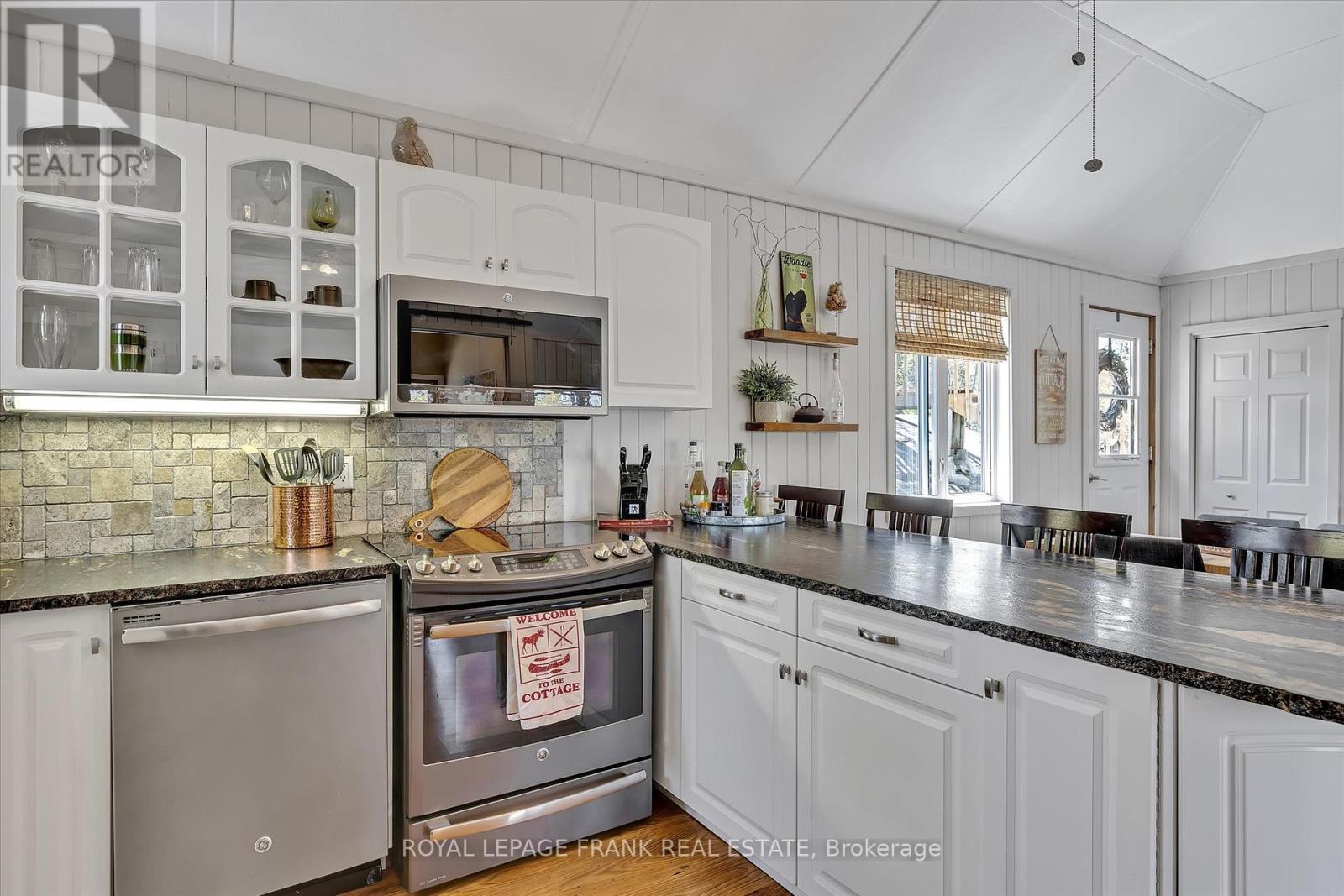 












4881 HIGHWAY 28

,
Trent Lakes,




Ontario
K0L1J0

