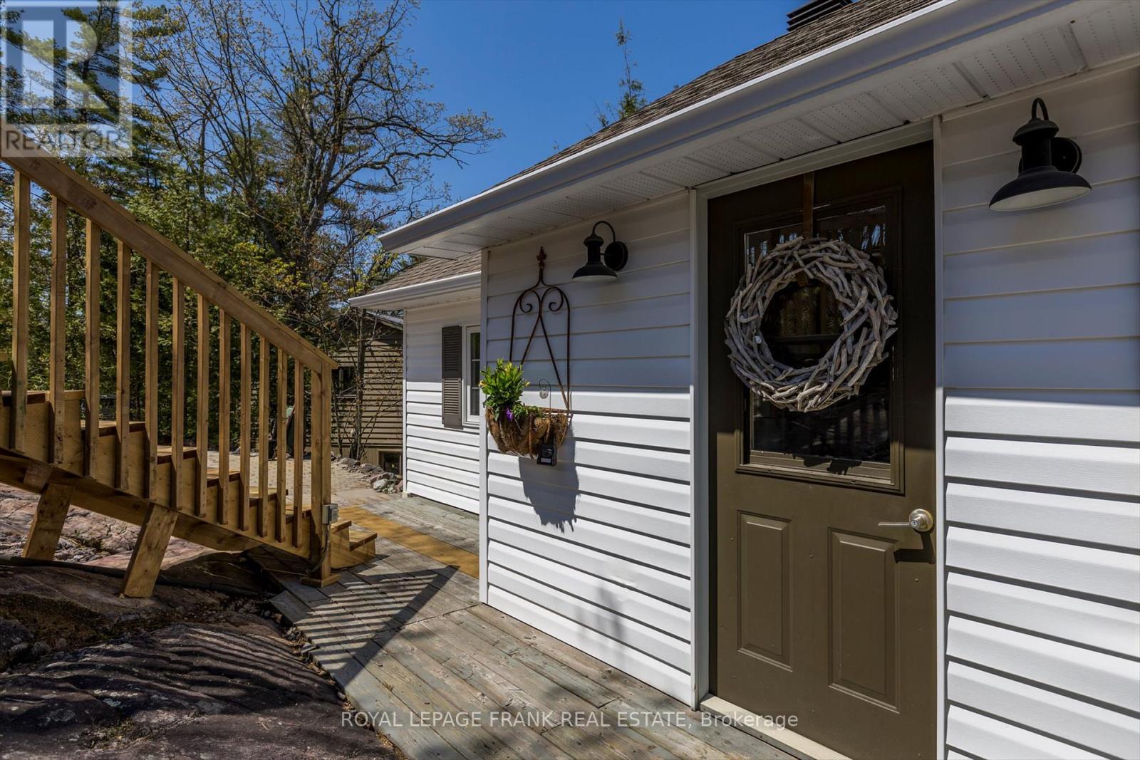 












4881 HIGHWAY 28

,
Trent Lakes,




Ontario
K0L1J0


