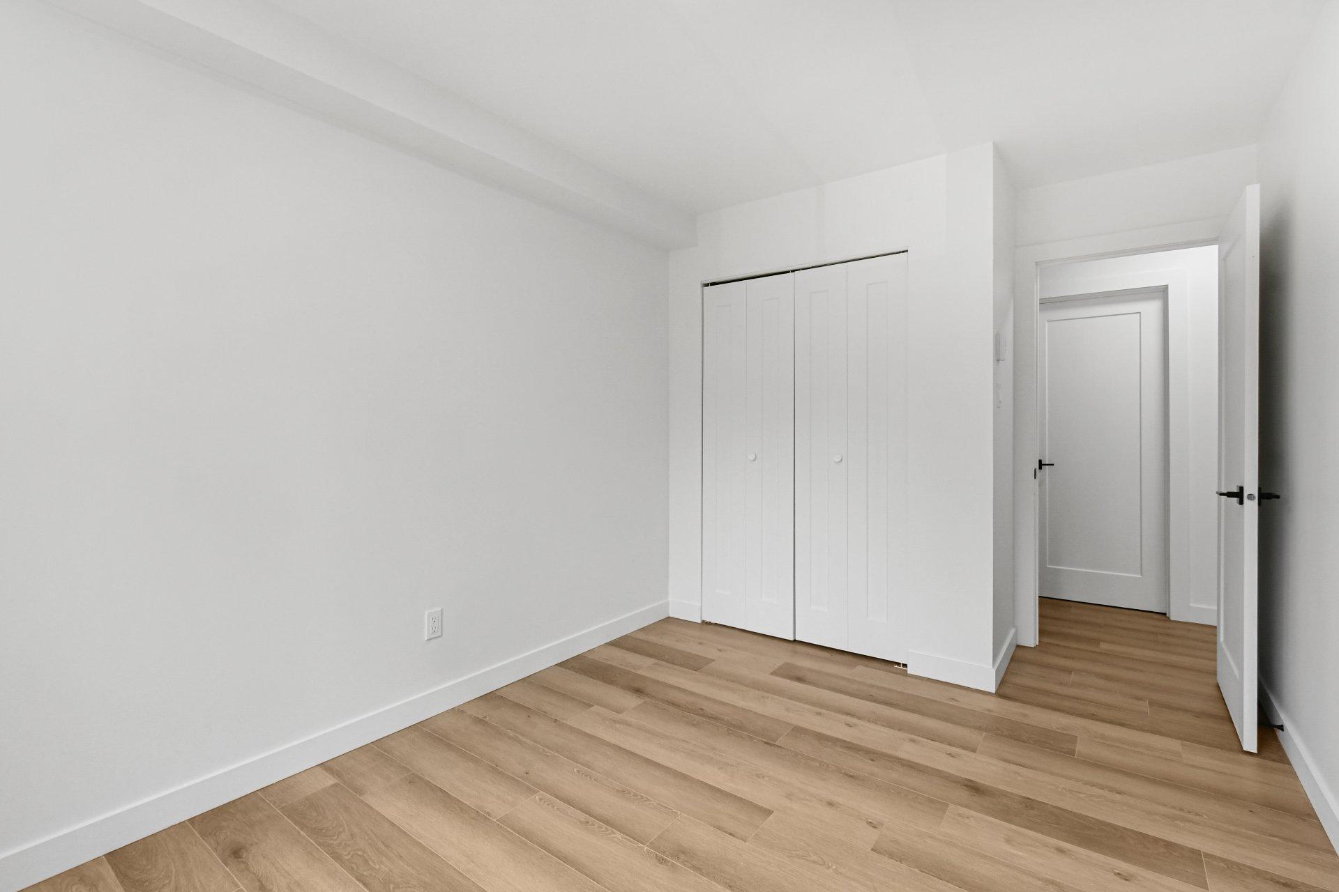 









279


Rue de Springfield

, 5,
Longueuil (Greenfield Park),




QC
J4V1X7

