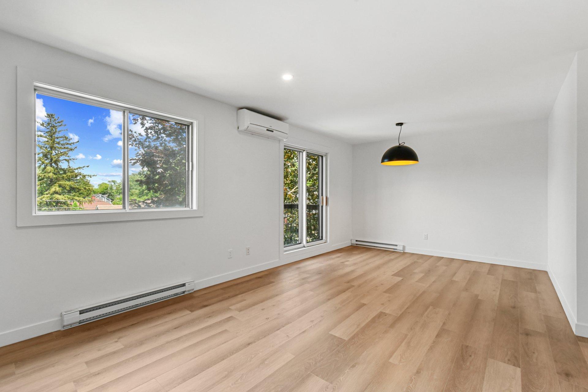 









279


Rue de Springfield

, 5,
Longueuil (Greenfield Park),




QC
J4V1X7

