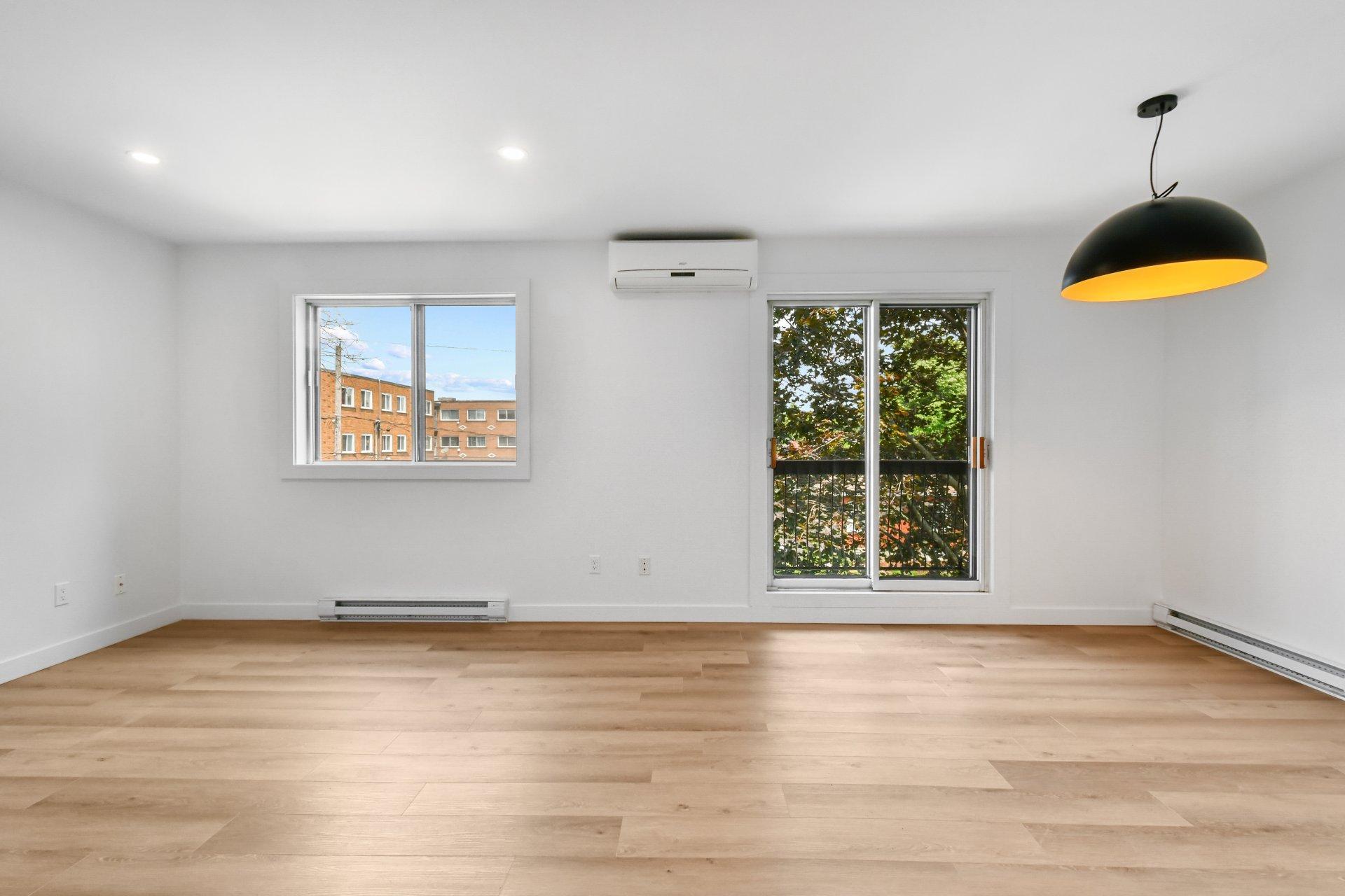 









279


Rue de Springfield

, 5,
Longueuil (Greenfield Park),




QC
J4V1X7


