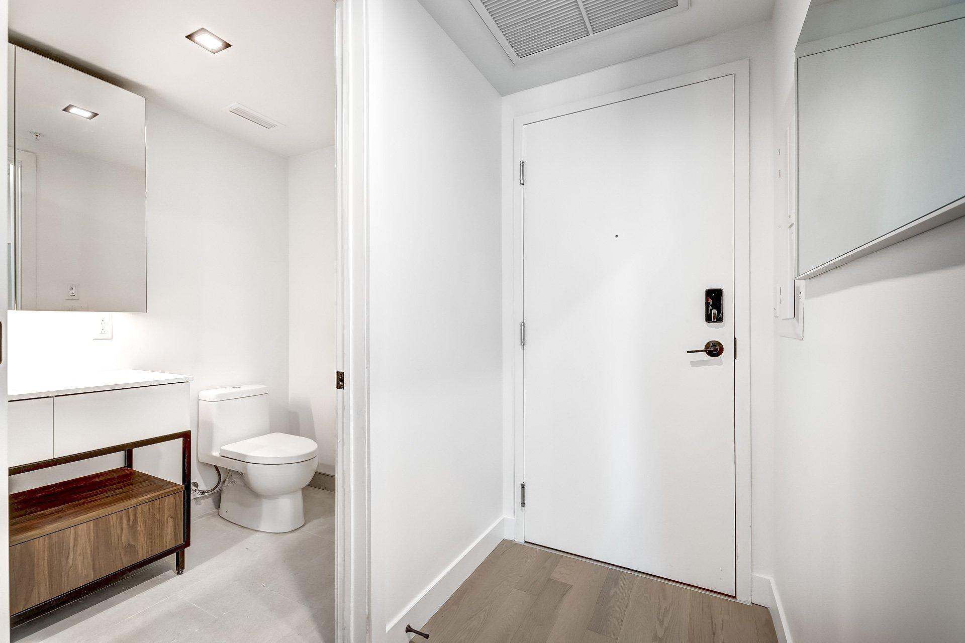 









1210


Rue Jeanne-Mance

, 2818,
Montréal (Ville-Marie),




QC
H2X1M1

