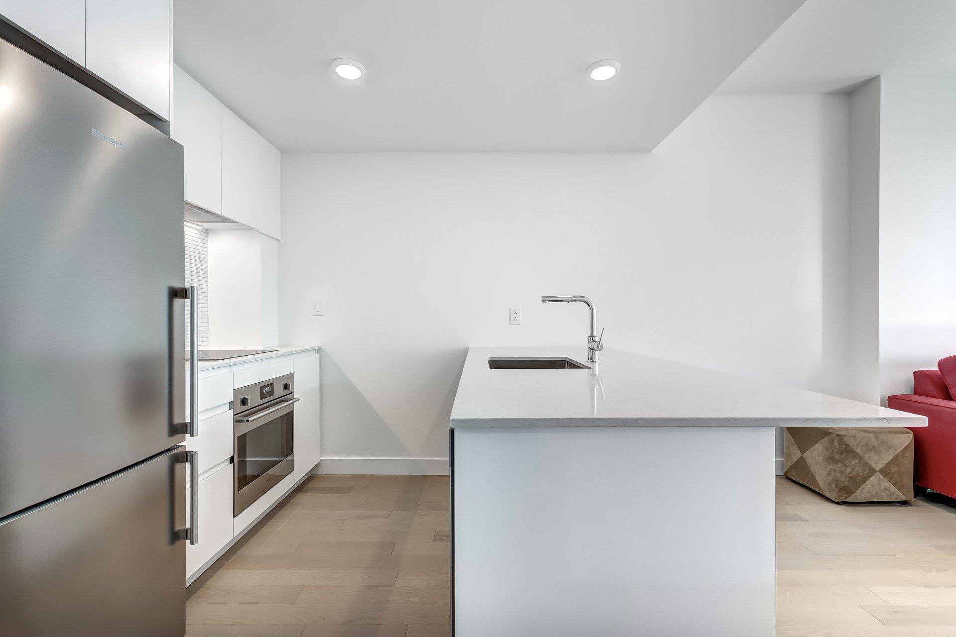 









1210


Rue Jeanne-Mance

, 2818,
Montréal (Ville-Marie),




QC
H2X1M1

