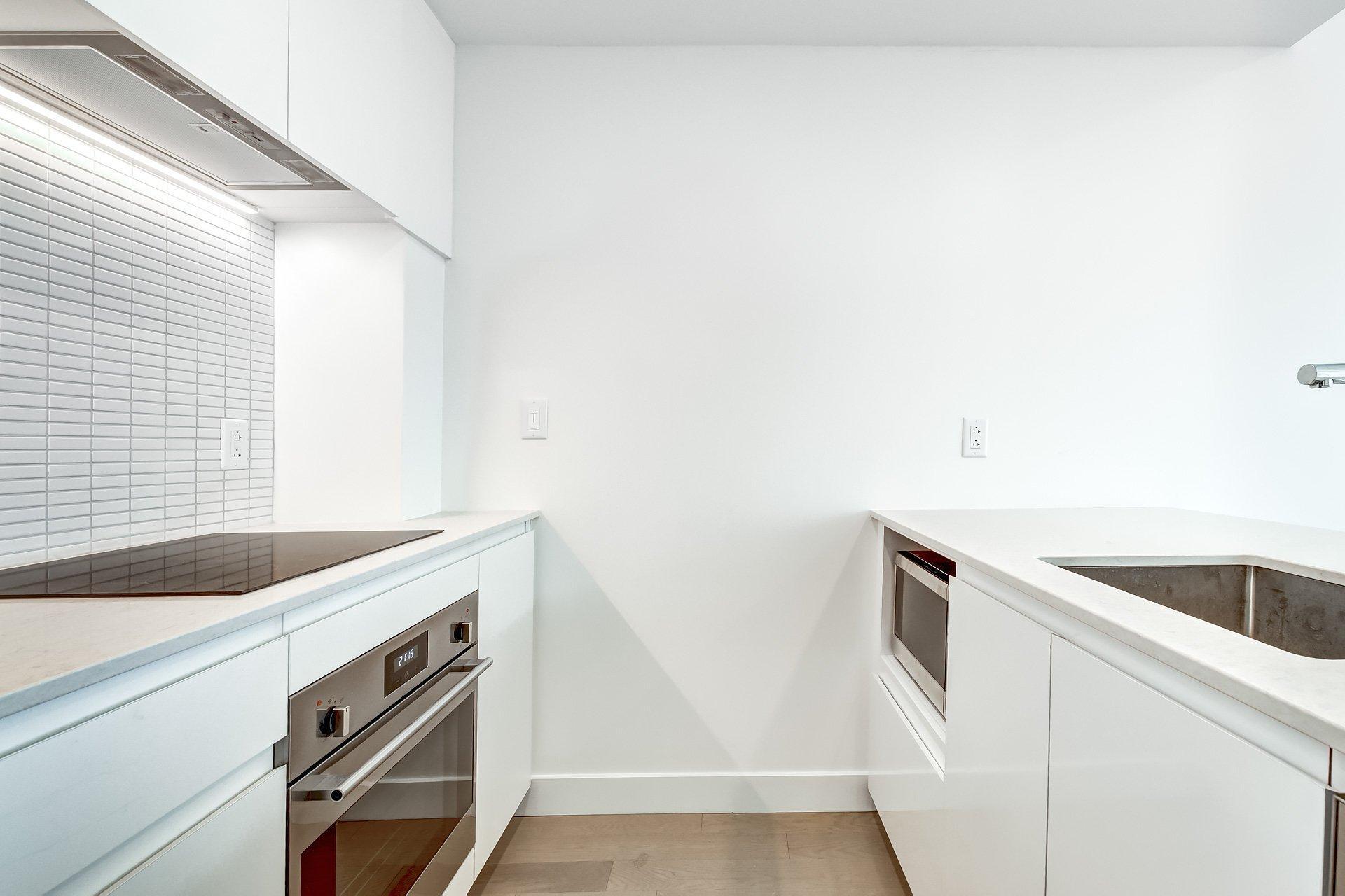 









1210


Rue Jeanne-Mance

, 2818,
Montréal (Ville-Marie),




QC
H2X1M1

