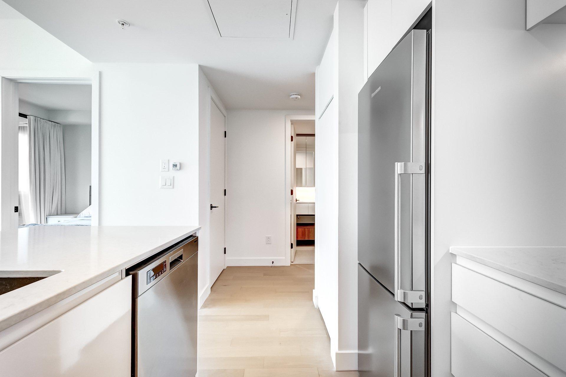 









1210


Rue Jeanne-Mance

, 2818,
Montréal (Ville-Marie),




QC
H2X1M1

