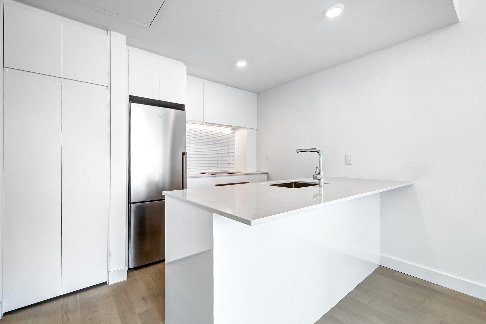 









1210


Rue Jeanne-Mance

, 2818,
Montréal (Ville-Marie),




QC
H2X1M1

