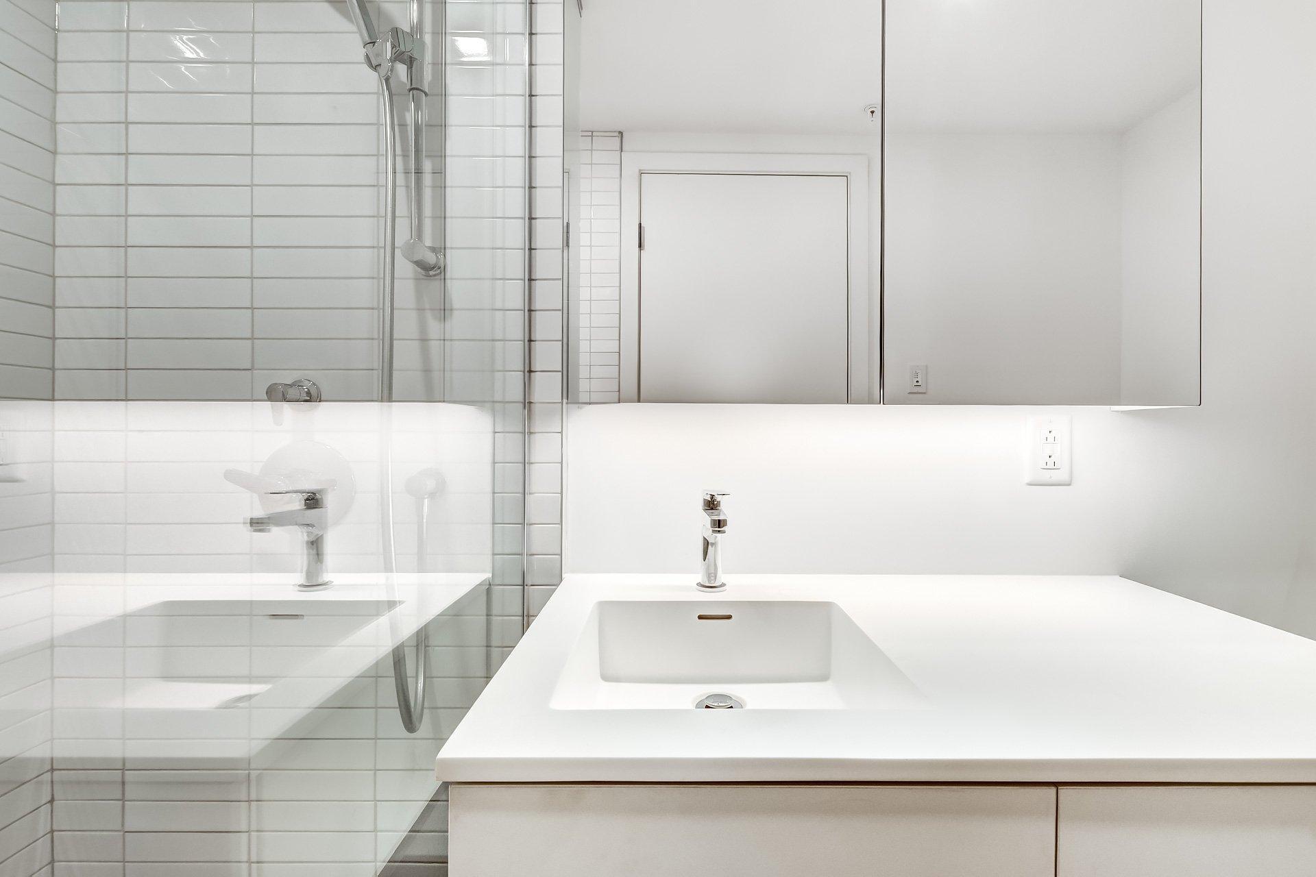









1210


Rue Jeanne-Mance

, 2818,
Montréal (Ville-Marie),




QC
H2X1M1

