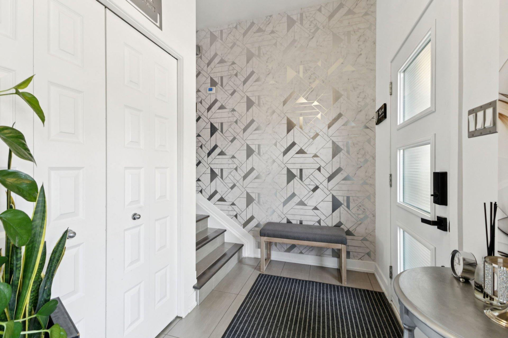 









167


Rue de Gallichan

,
Gatineau (Gatineau),




QC
J8R0H1

