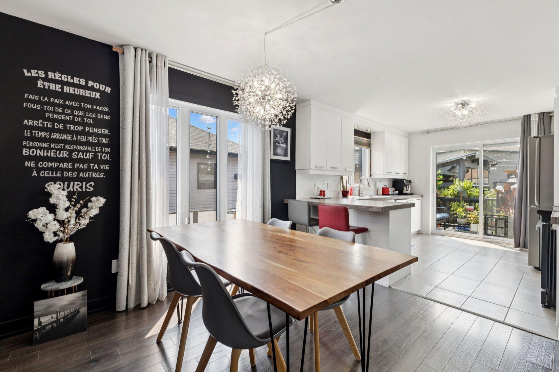 









167


Rue de Gallichan

,
Gatineau (Gatineau),




QC
J8R0H1

