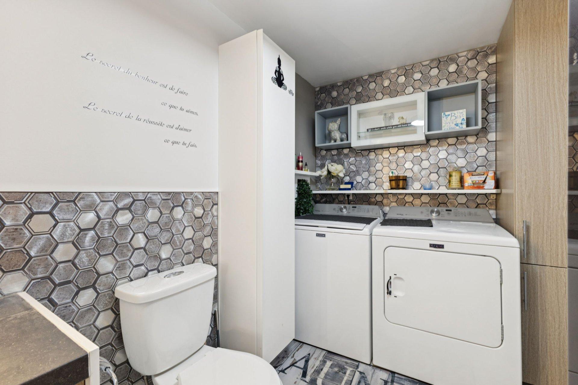 









167


Rue de Gallichan

,
Gatineau (Gatineau),




QC
J8R0H1

