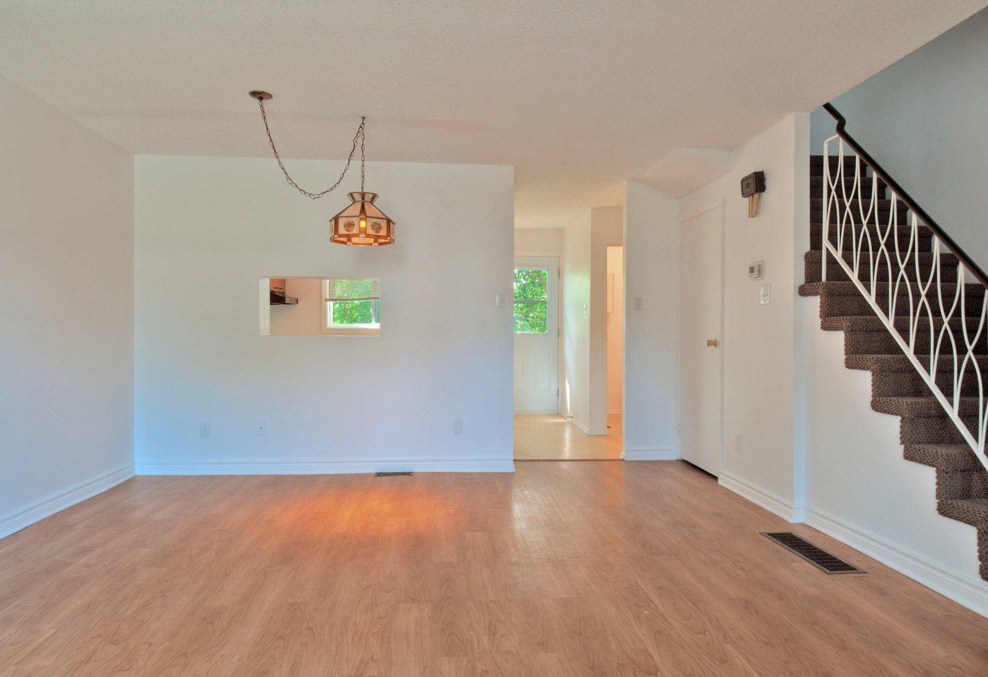 









100


Rue de la Terrasse-Eardley

,
Gatineau (Aylmer),




QC
J9H6B5

