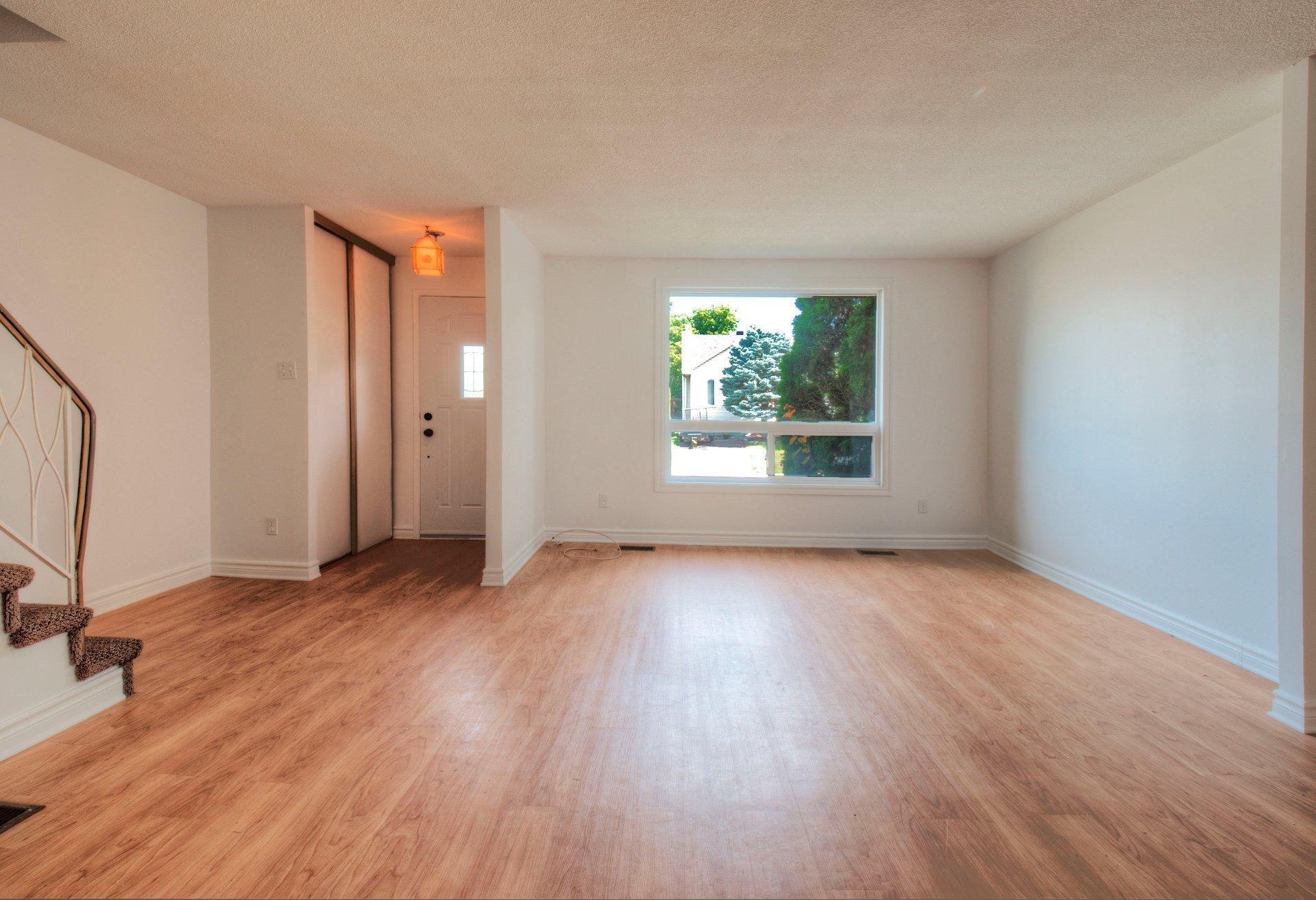 









100


Rue de la Terrasse-Eardley

,
Gatineau (Aylmer),




QC
J9H6B5

