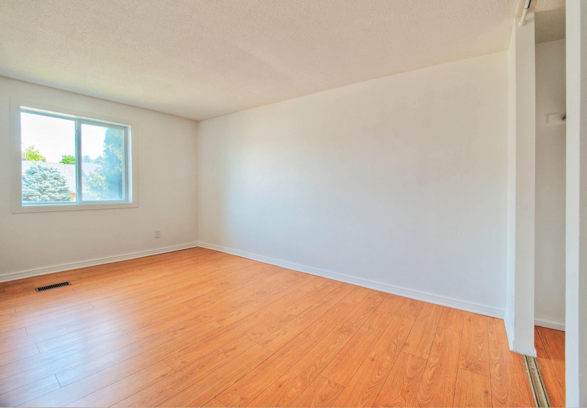 









100


Rue de la Terrasse-Eardley

,
Gatineau (Aylmer),




QC
J9H6B5

