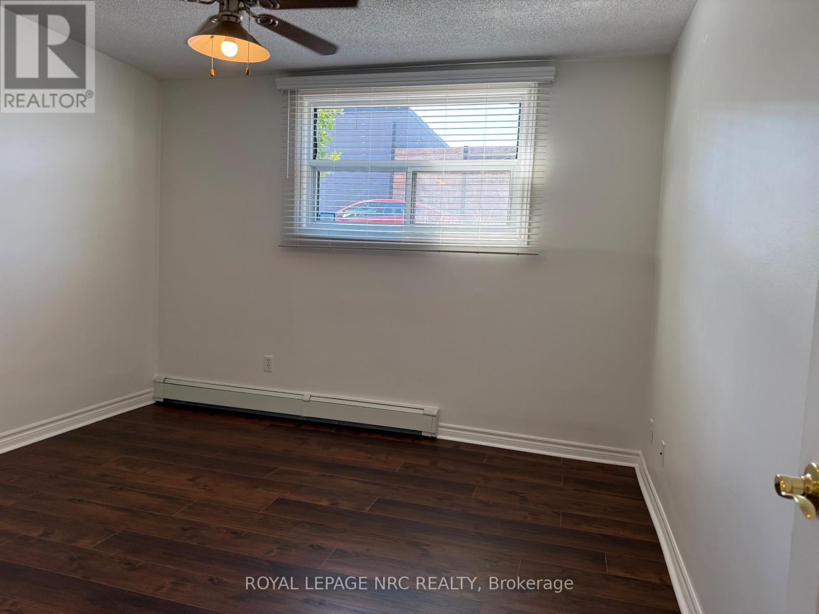 












103 - 264 OAKDALE AVENUE

,
St. Catharines (Oakdale),




Ontario
L2P2K4

