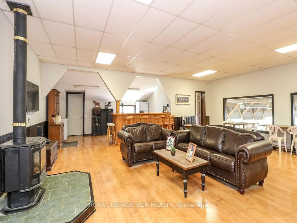 









1148


10th

Side Road,
New Tecumseth,




ON
L0G 1W0

