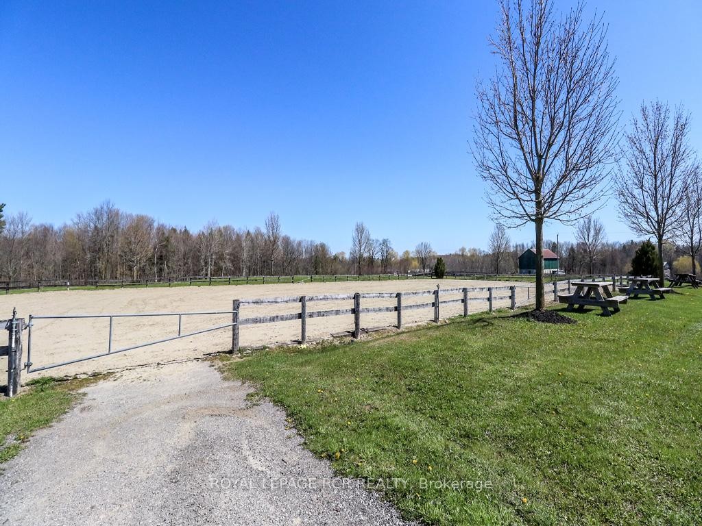 









1148


10th

Side Road,
New Tecumseth,




ON
L0G 1W0


