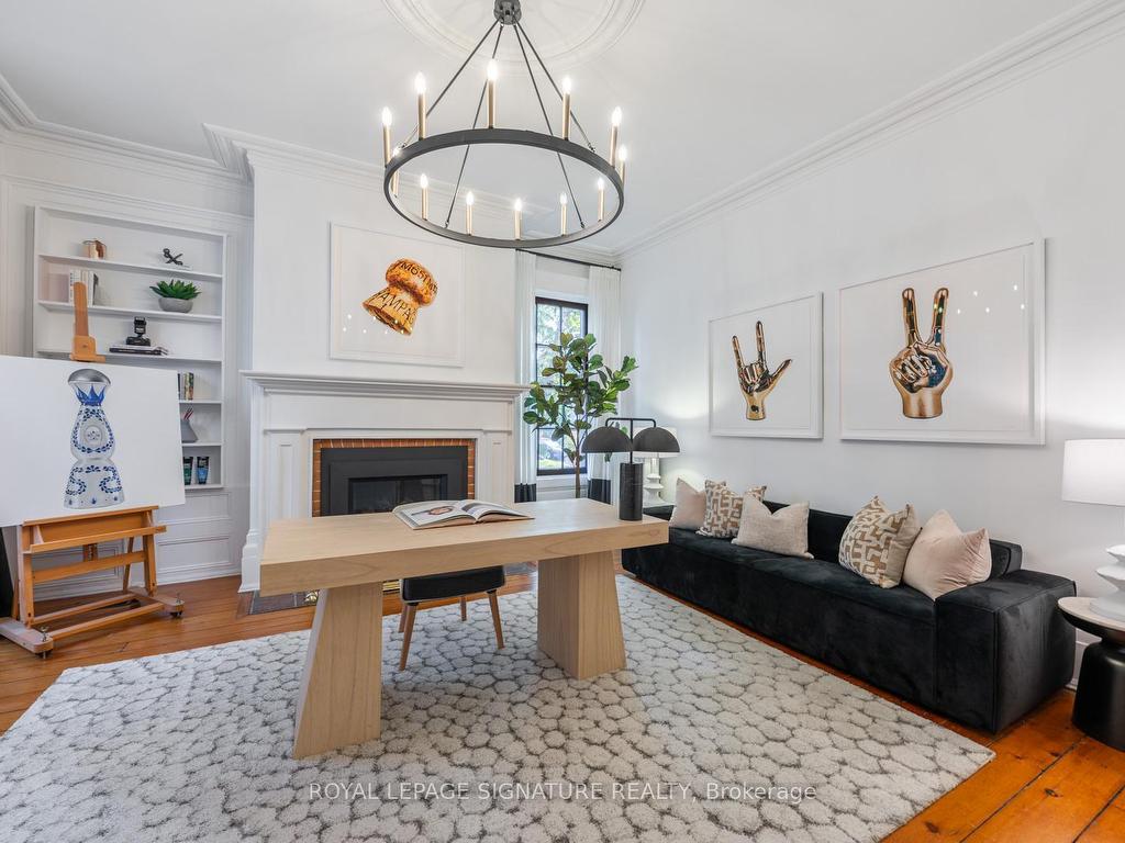 









171


Old Forest Hill

Road,
Toronto,




ON
M6C 2G7

