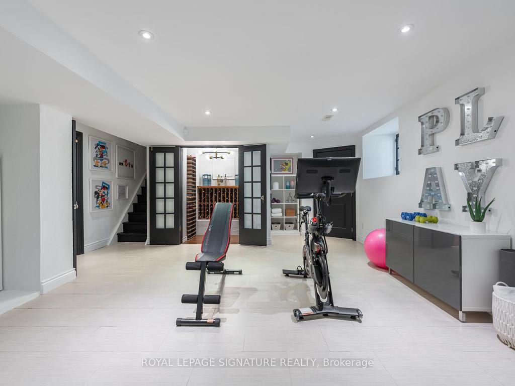 









171


Old Forest Hill

Road,
Toronto,




ON
M6C 2G7

