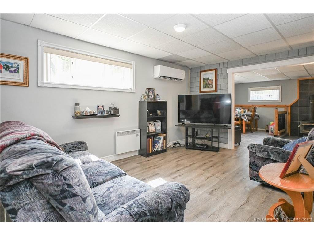 









185


rue des Trembles

ST,
Shippagan,




NB
E8S 1K7

