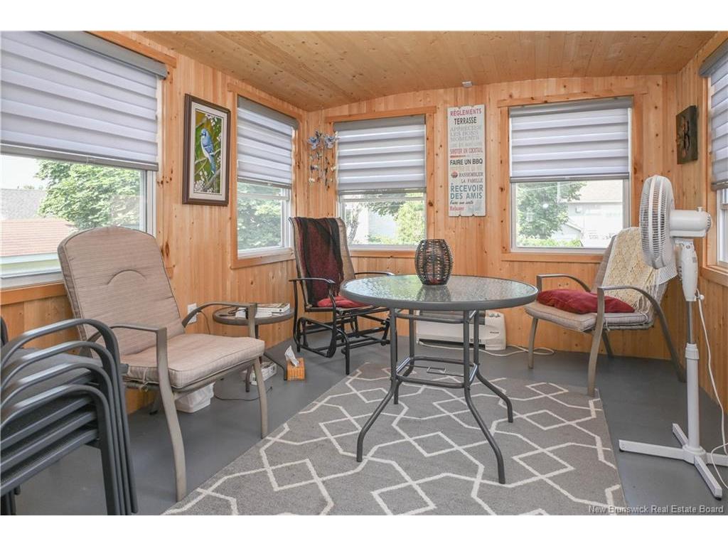 









185


rue des Trembles

ST,
Shippagan,




NB
E8S 1K7

