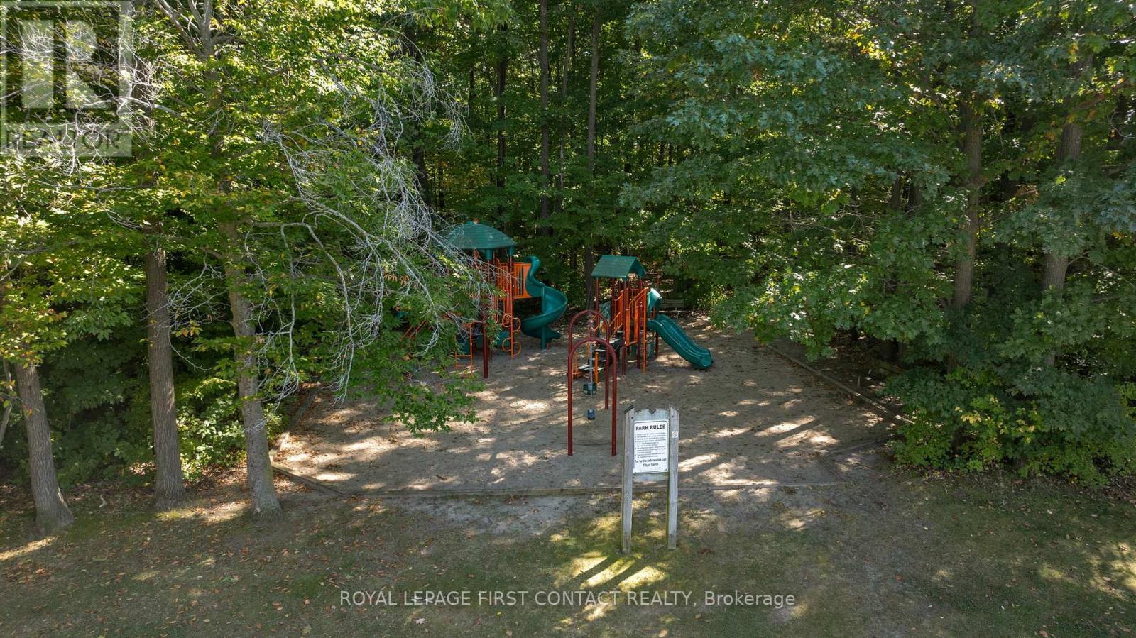 












13 IRWIN DRIVE

,
Barrie,




Ontario
L4N7A6

