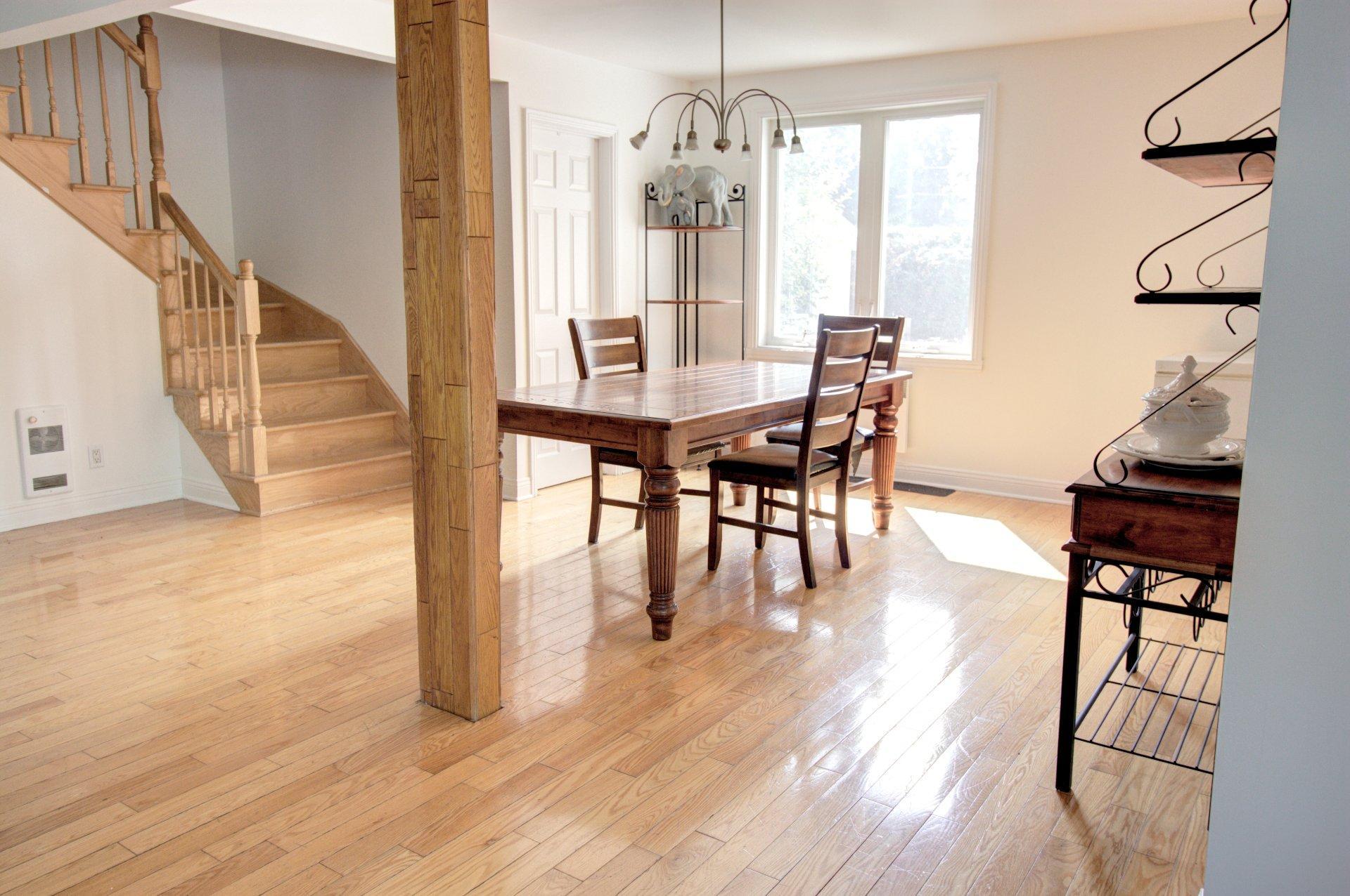









944

 - 946


Rue Principale

,
Prévost,




QC
J0R1T0

