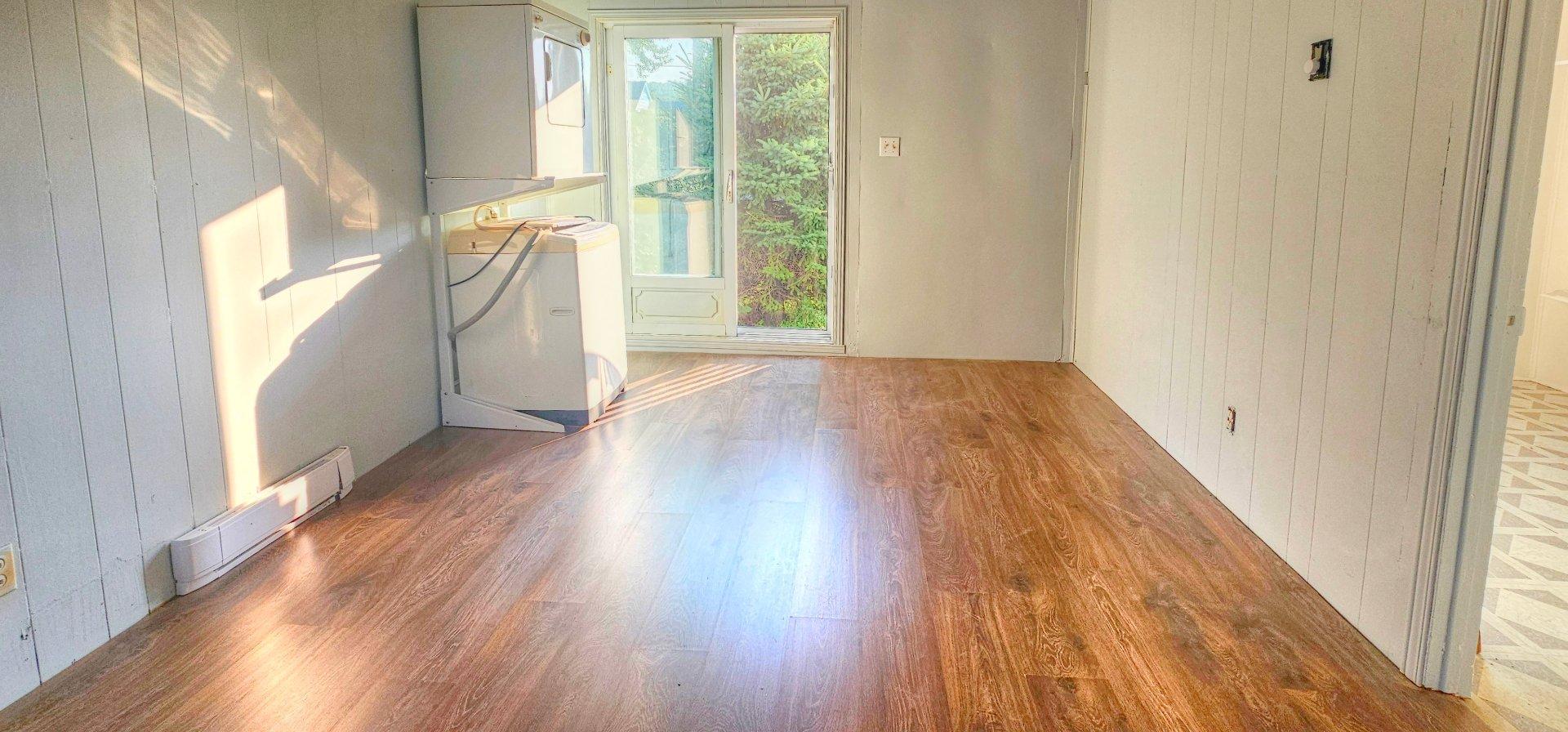 









944

 - 946


Rue Principale

,
Prévost,




QC
J0R1T0

