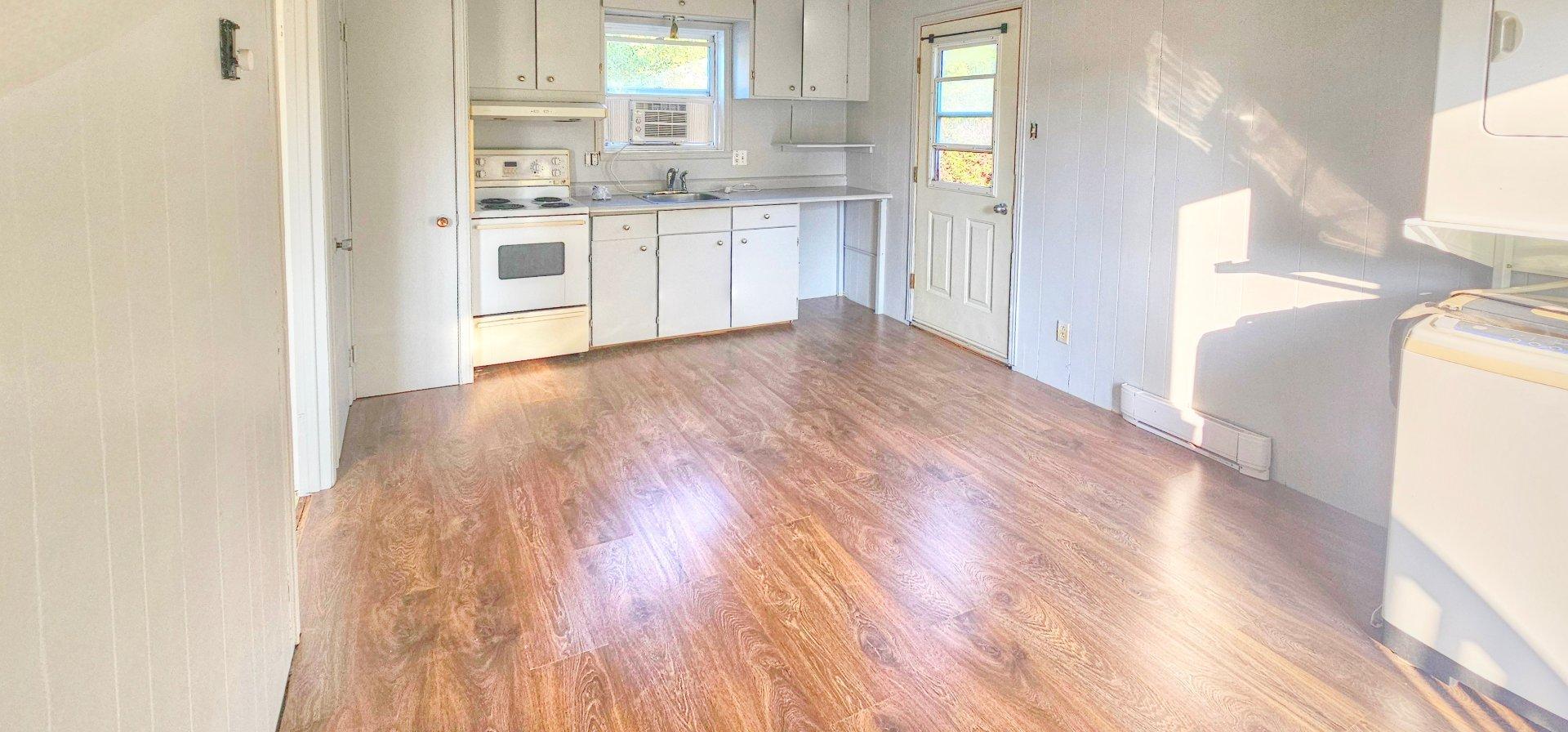 









944

 - 946


Rue Principale

,
Prévost,




QC
J0R1T0

