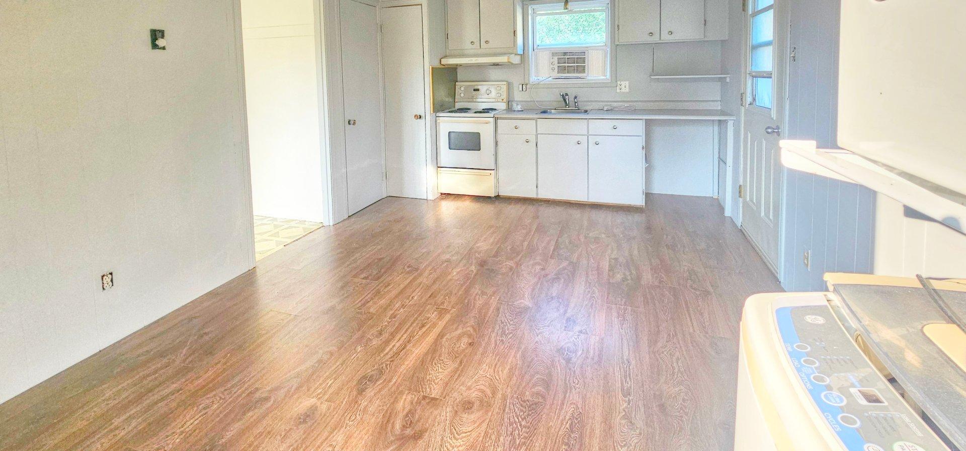 









944

 - 946


Rue Principale

,
Prévost,




QC
J0R1T0

