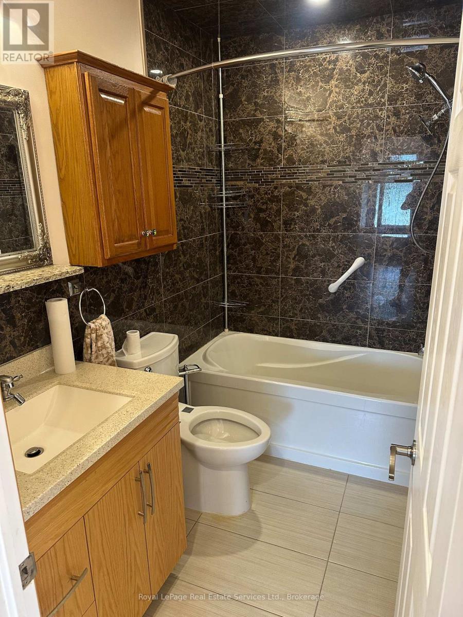 












5971 SCOTT STREET

,
Niagara Falls (Cherrywood),




Ontario
L2E3B3

