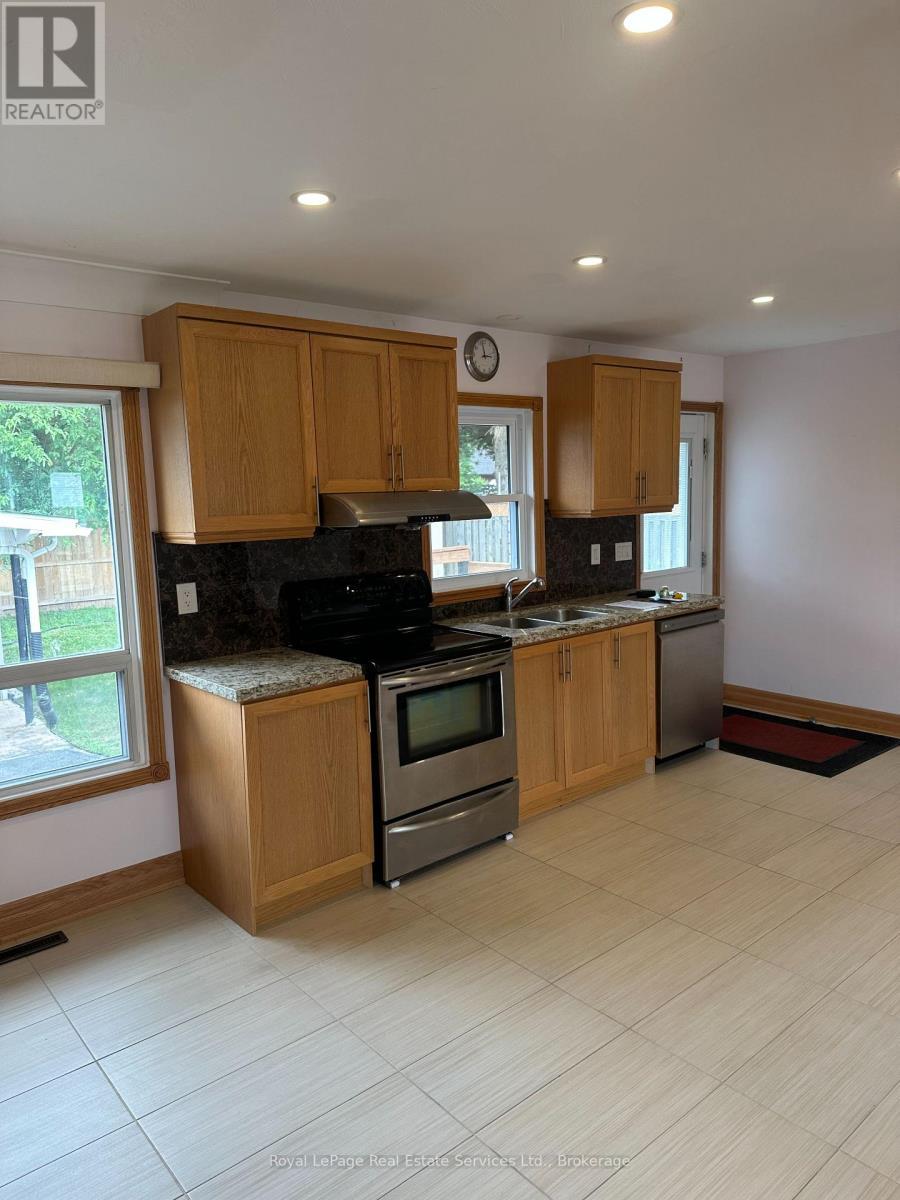 












5971 SCOTT STREET

,
Niagara Falls (Cherrywood),




Ontario
L2E3B3

