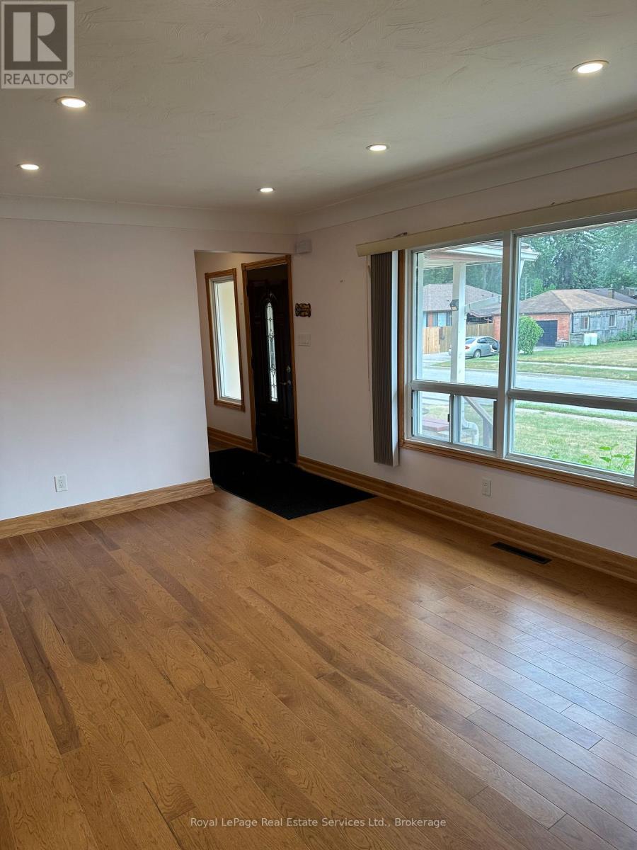 












5971 SCOTT STREET

,
Niagara Falls (Cherrywood),




Ontario
L2E3B3

