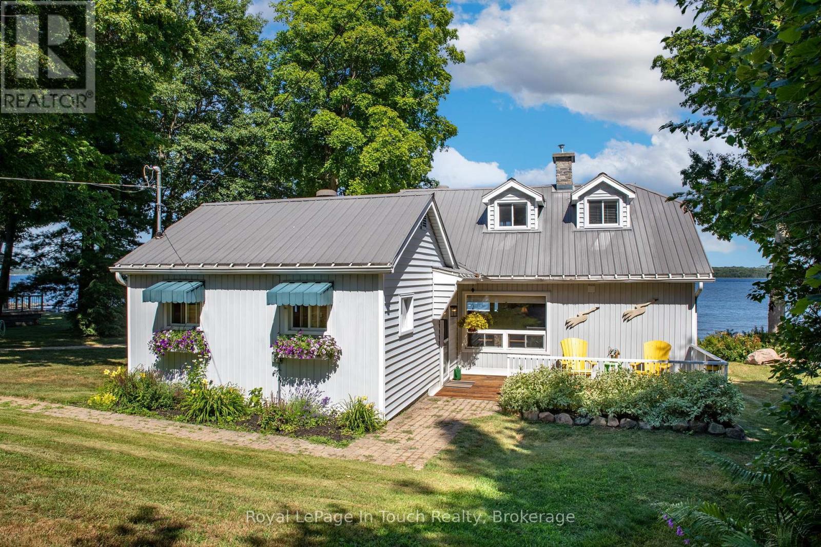 












1443 CHAMPLAIN ROAD

,
Tiny,




Ontario
L9M0C1

