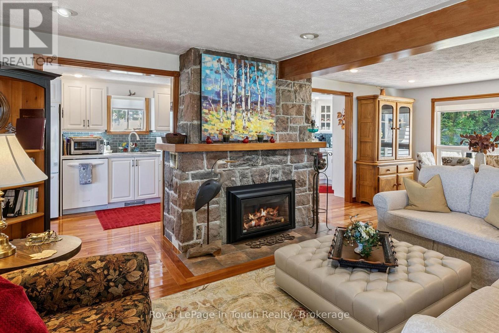 












1443 CHAMPLAIN ROAD

,
Tiny,




Ontario
L9M0C1

