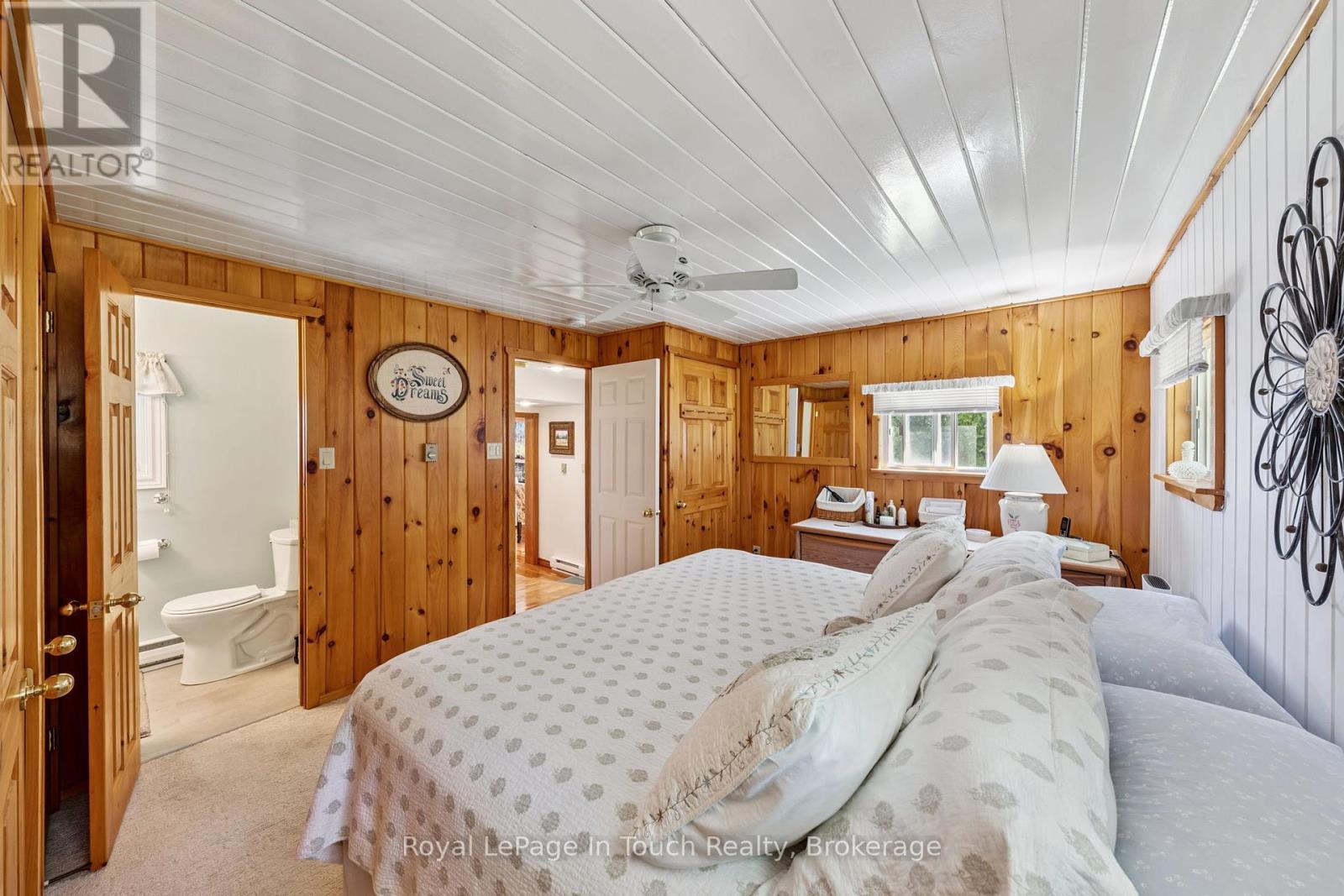 












1443 CHAMPLAIN ROAD

,
Tiny,




Ontario
L9M0C1

