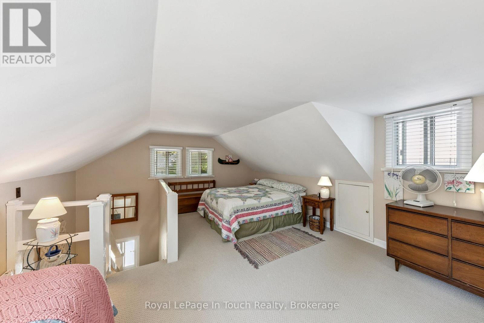












1443 CHAMPLAIN ROAD

,
Tiny,




Ontario
L9M0C1


