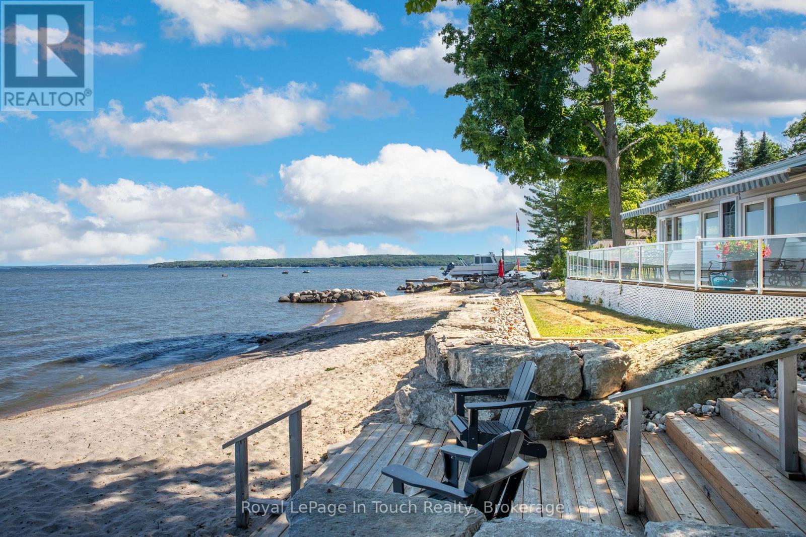 












1443 CHAMPLAIN ROAD

,
Tiny,




Ontario
L9M0C1

