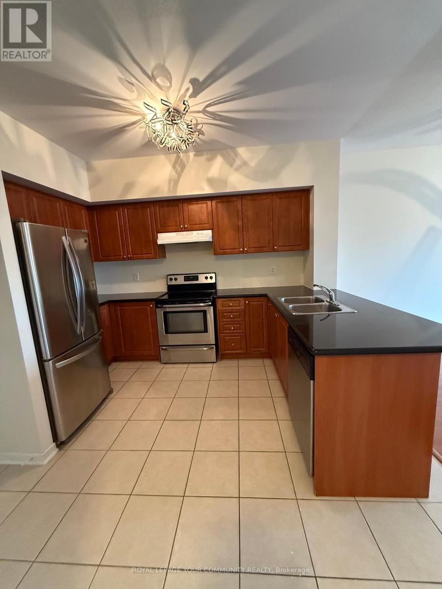












301 - 9451 JANE STREET

,
Vaughan,




Ontario
L6A4H8

