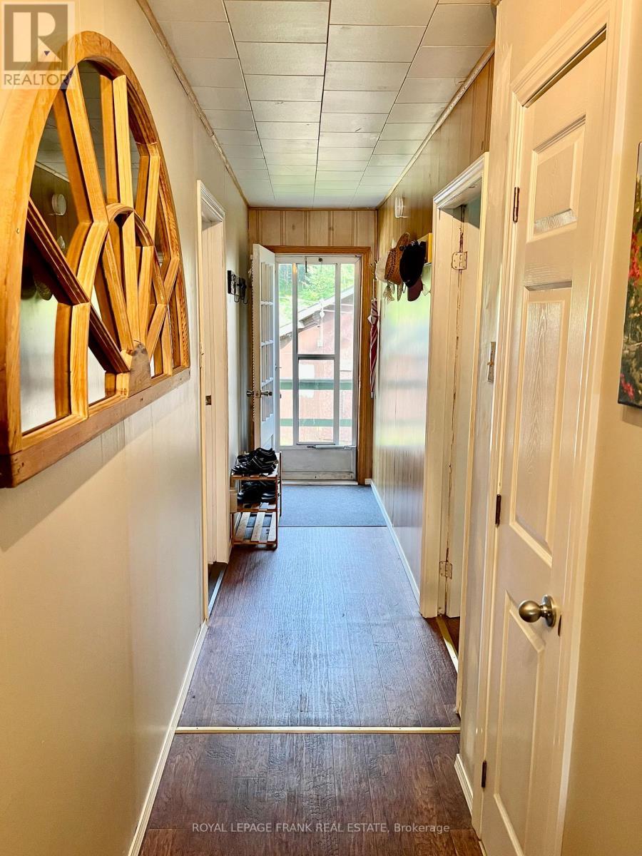 












269 SIDDON LK PLACE

,
Faraday,




Ontario
K0L1C0

