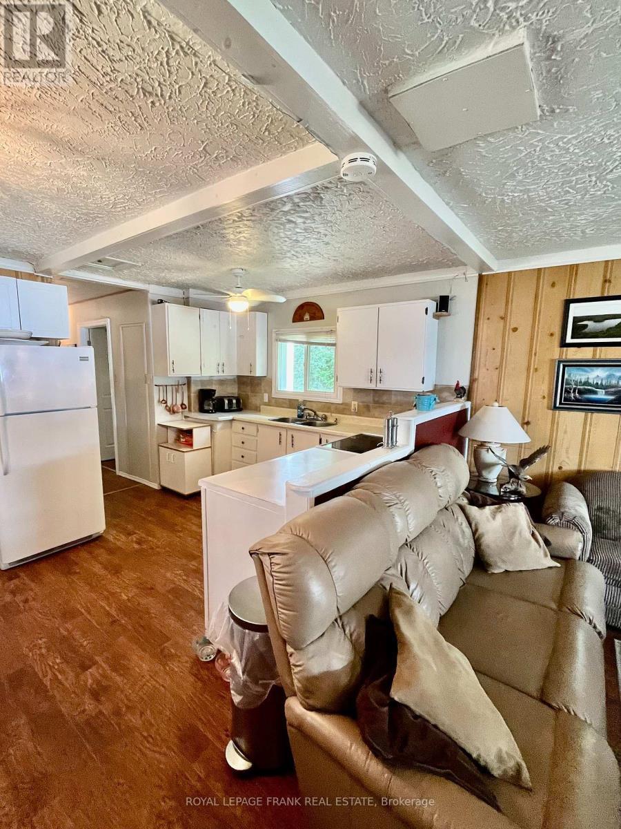 












269 SIDDON LK PLACE

,
Faraday,




Ontario
K0L1C0

