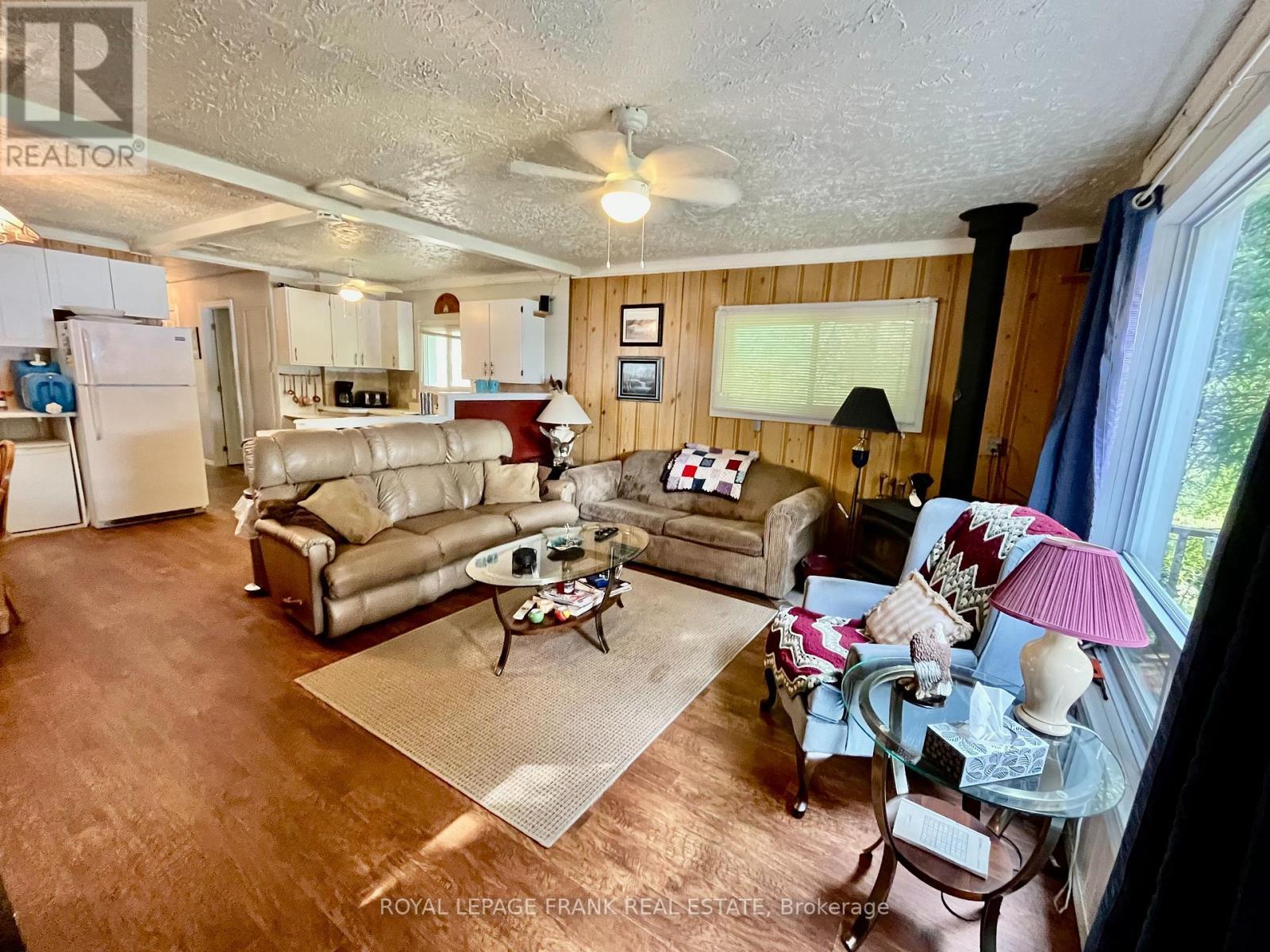 












269 SIDDON LK PLACE

,
Faraday,




Ontario
K0L1C0

