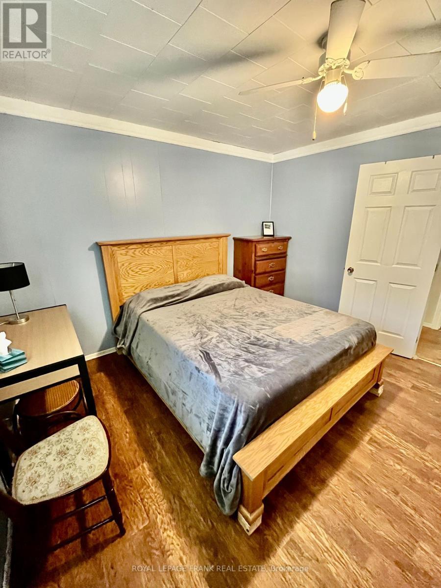 












269 SIDDON LK PLACE

,
Faraday,




Ontario
K0L1C0

