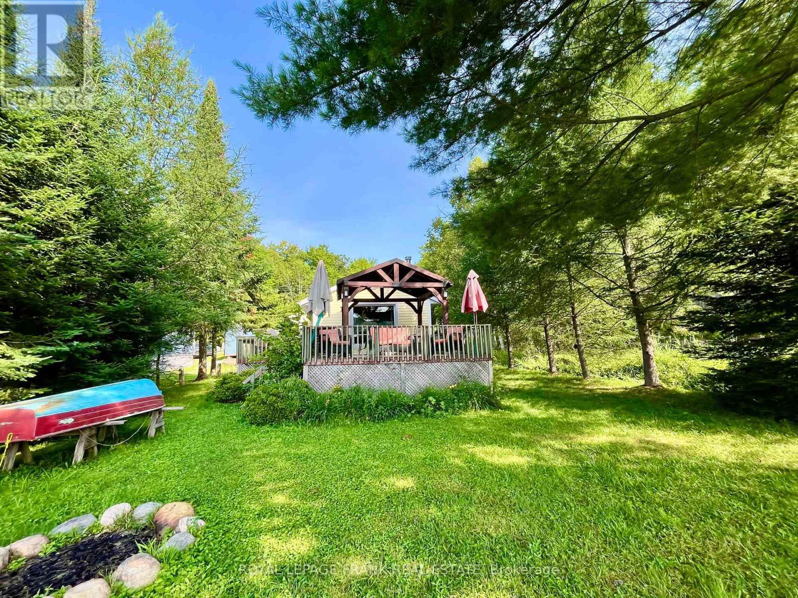 












269 SIDDON LK PLACE

,
Faraday,




Ontario
K0L1C0

