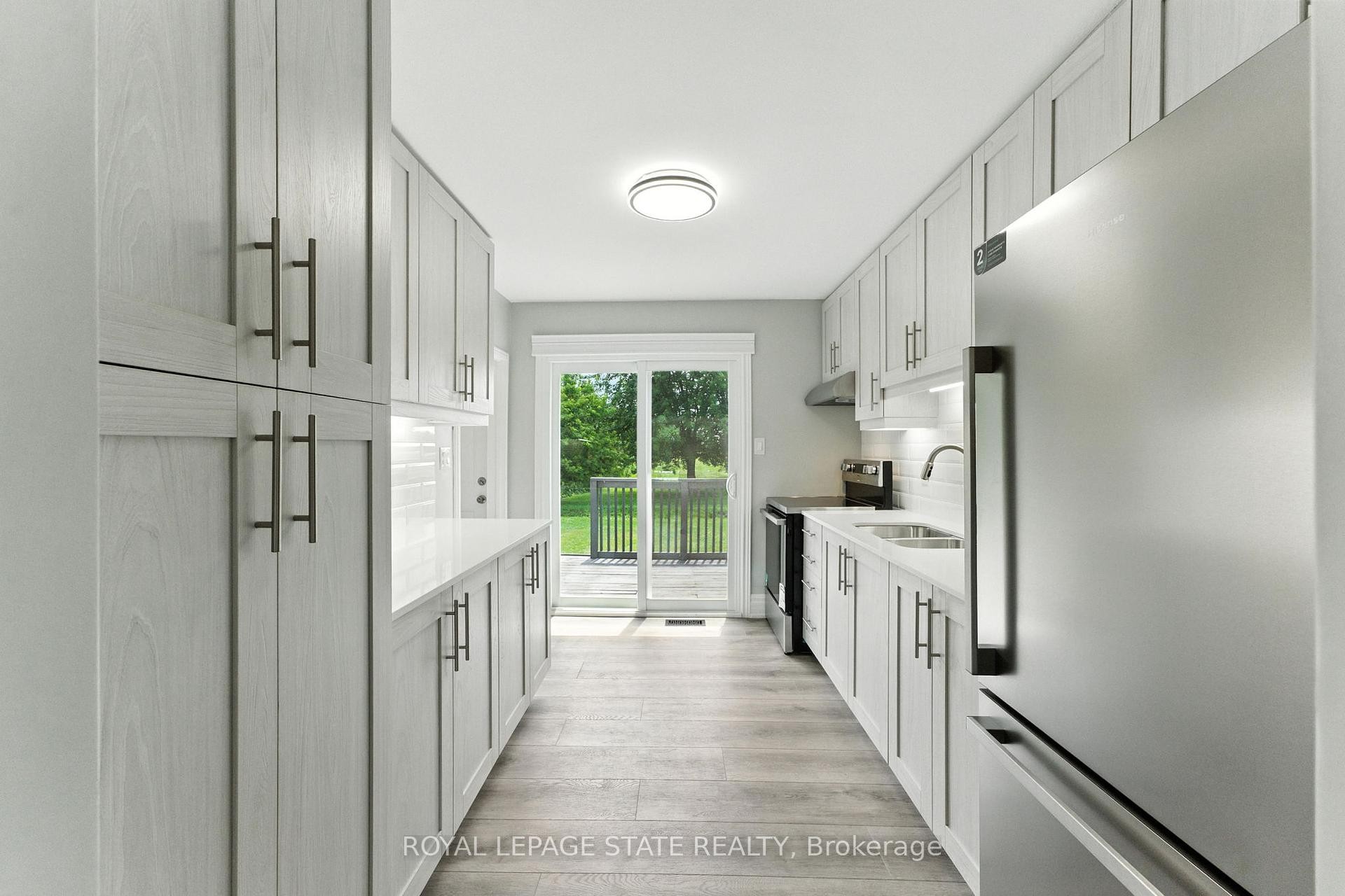 









7185


Airport

Road,
Hamilton,




ON
L0R 1W0

