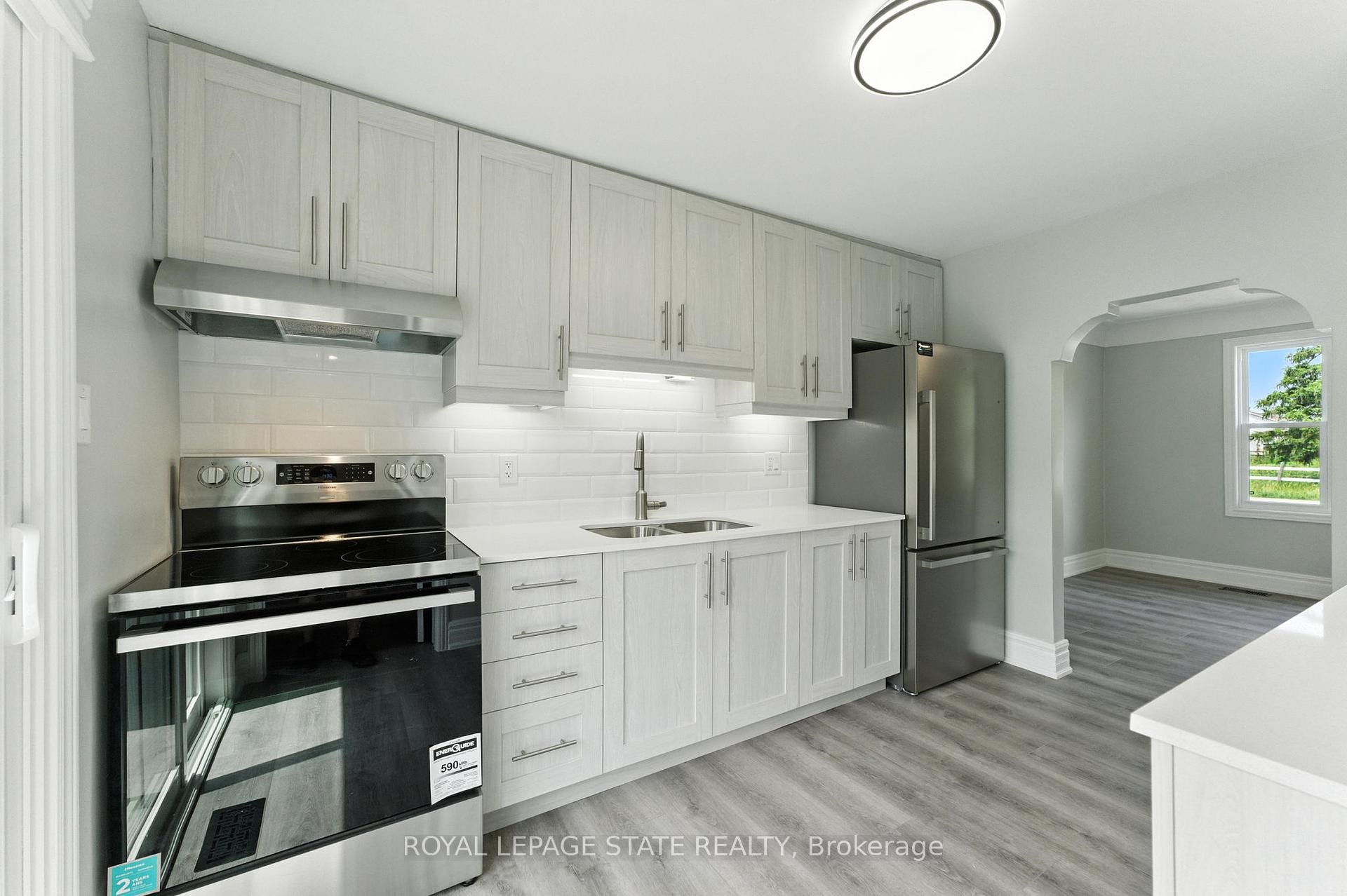 









7185


Airport

Road,
Hamilton,




ON
L0R 1W0

