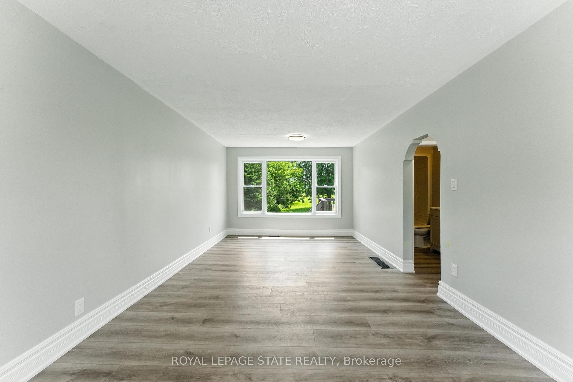 









7185


Airport

Road,
Hamilton,




ON
L0R 1W0


