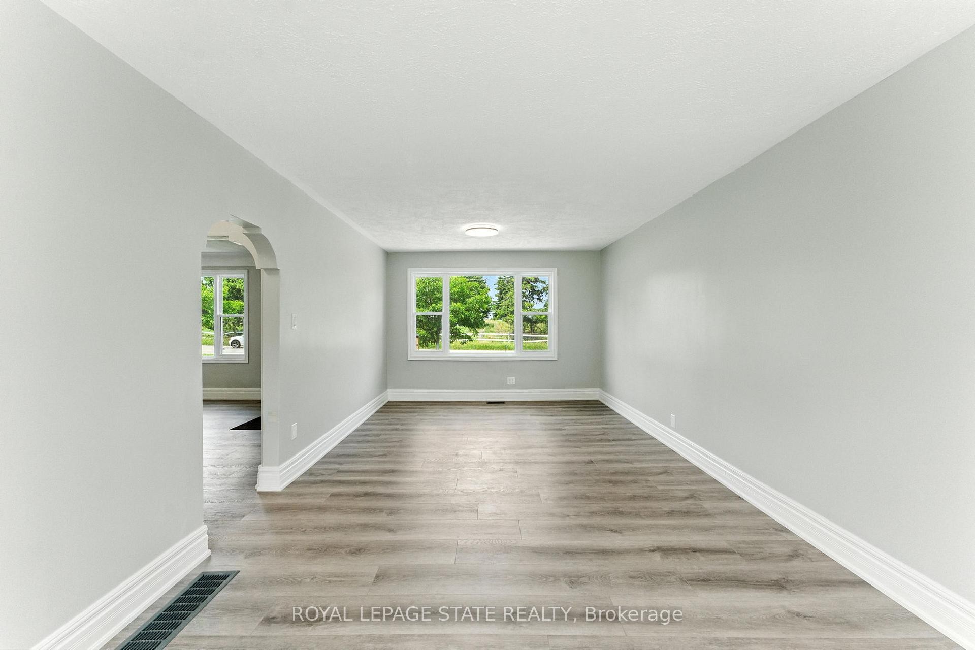 









7185


Airport

Road,
Hamilton,




ON
L0R 1W0

